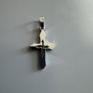 Stainless Steel Cross Pendant Scripture Silver Plated 24 Inch Chain Religious